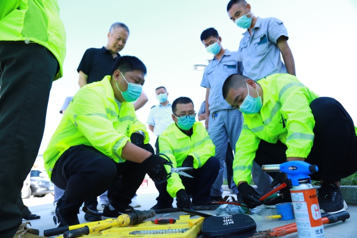 2022.8.25 石家莊管理所組織開展收費站供電系統故障應急保障演練