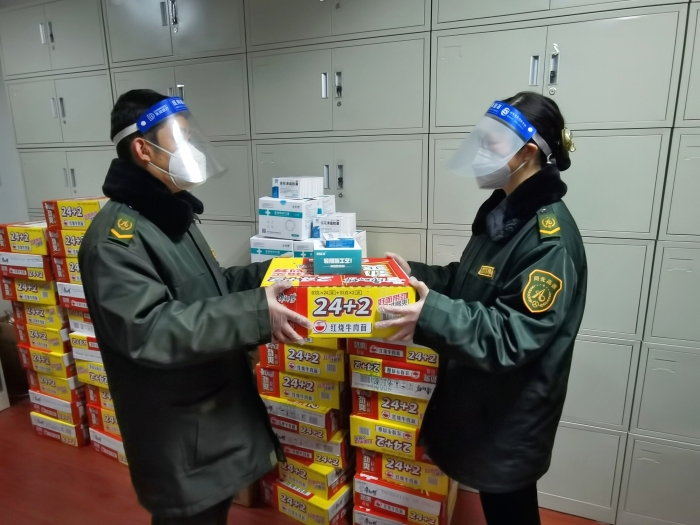 邯鄲南收費站：冬送溫暖，情滿站區(qū)